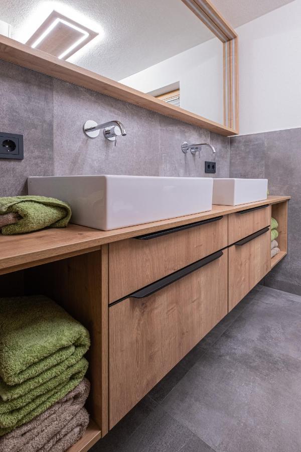 Apartment Haus Schoenwies Алпбах Екстериор снимка